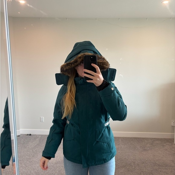 The North Face Teal Puffer Jacket with Faux Fur hood - Picture 4 of 6